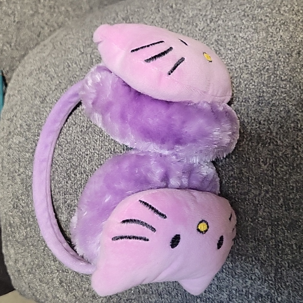 Hello kitty earmuffs